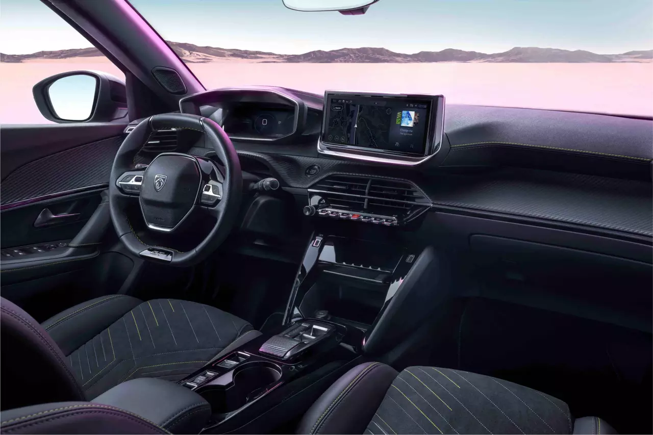 Yeni Peugeot 2008 Cockpit
