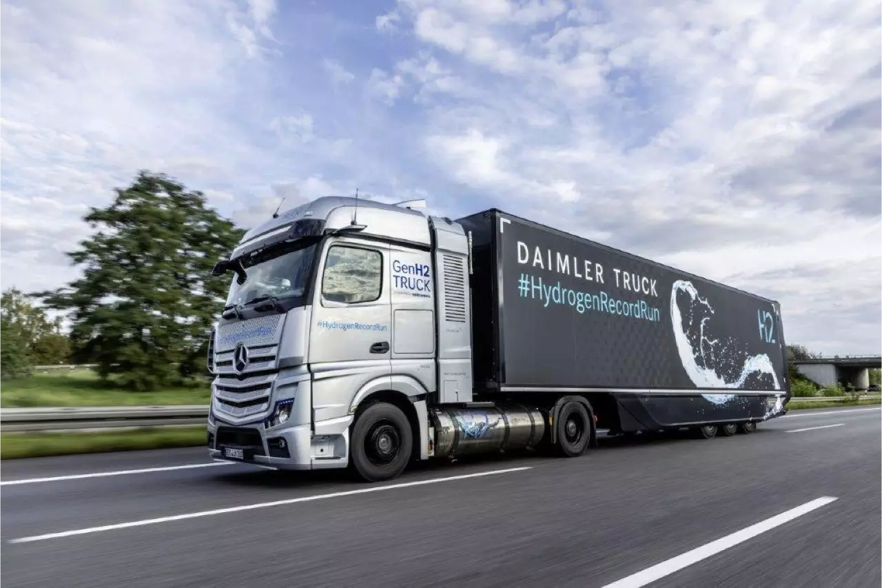 Mercedes-Benz GenH2