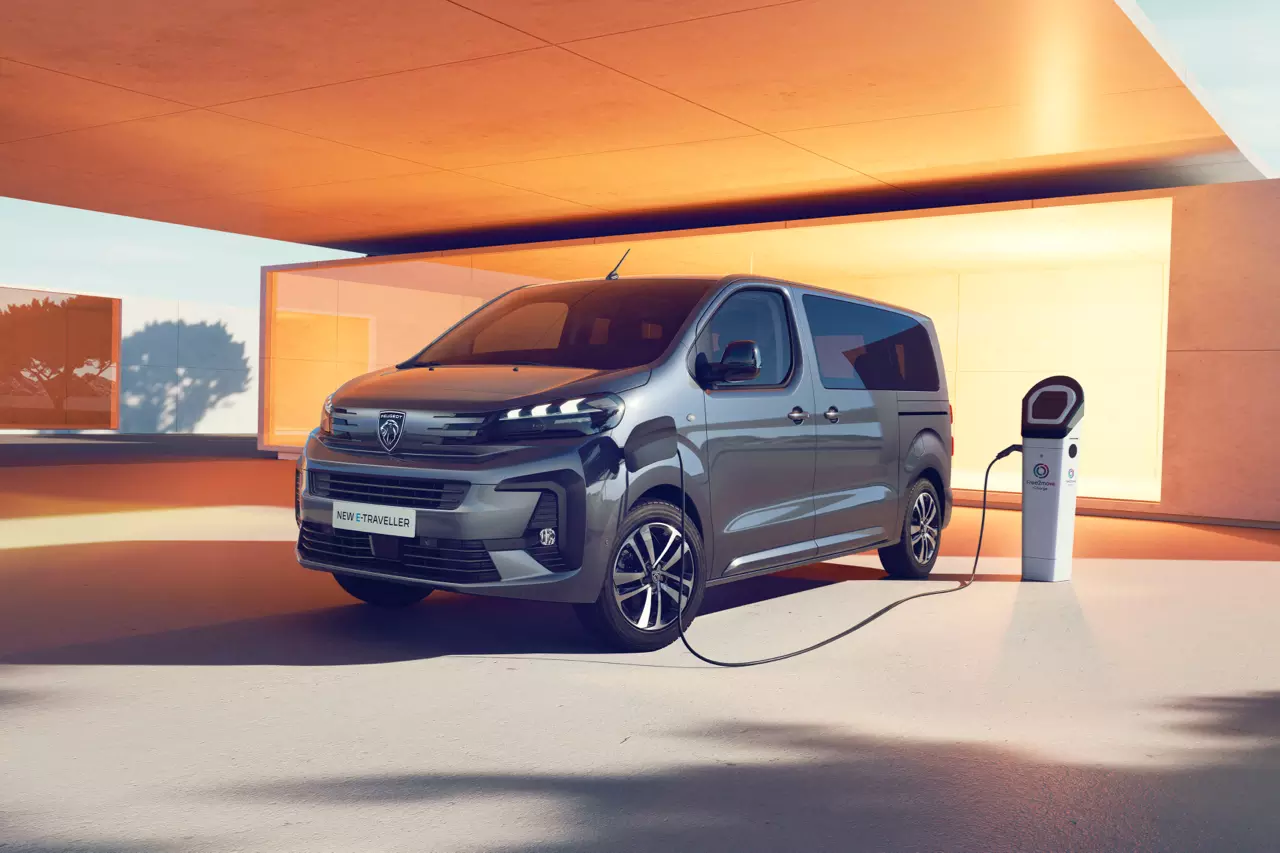 Peugeot E-Traveller Charging