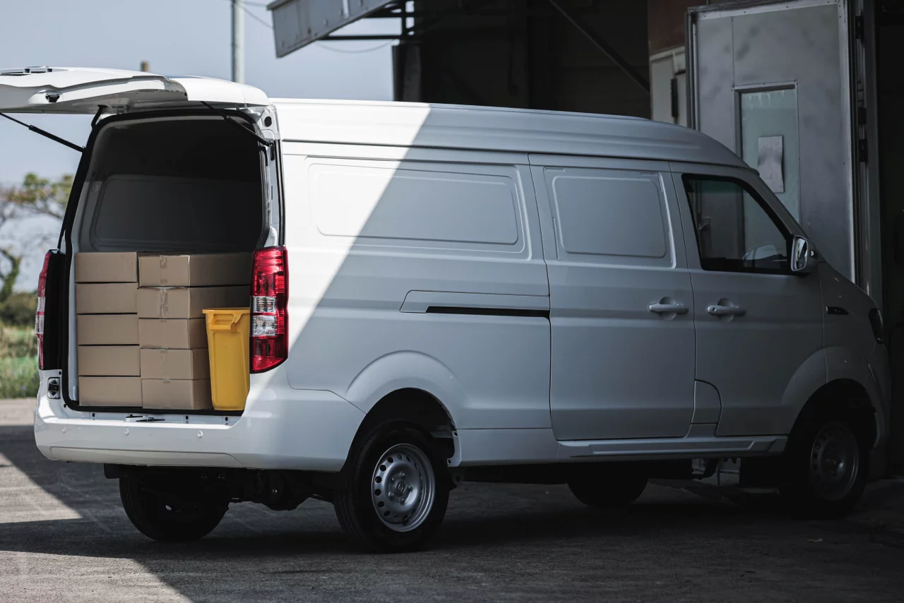 SWM X30L EV