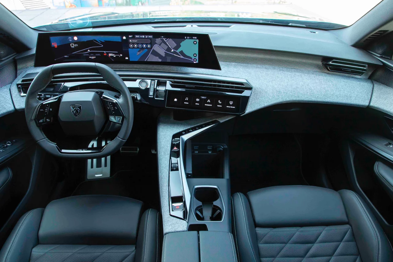 Yeni Peugeot 3008 Interior